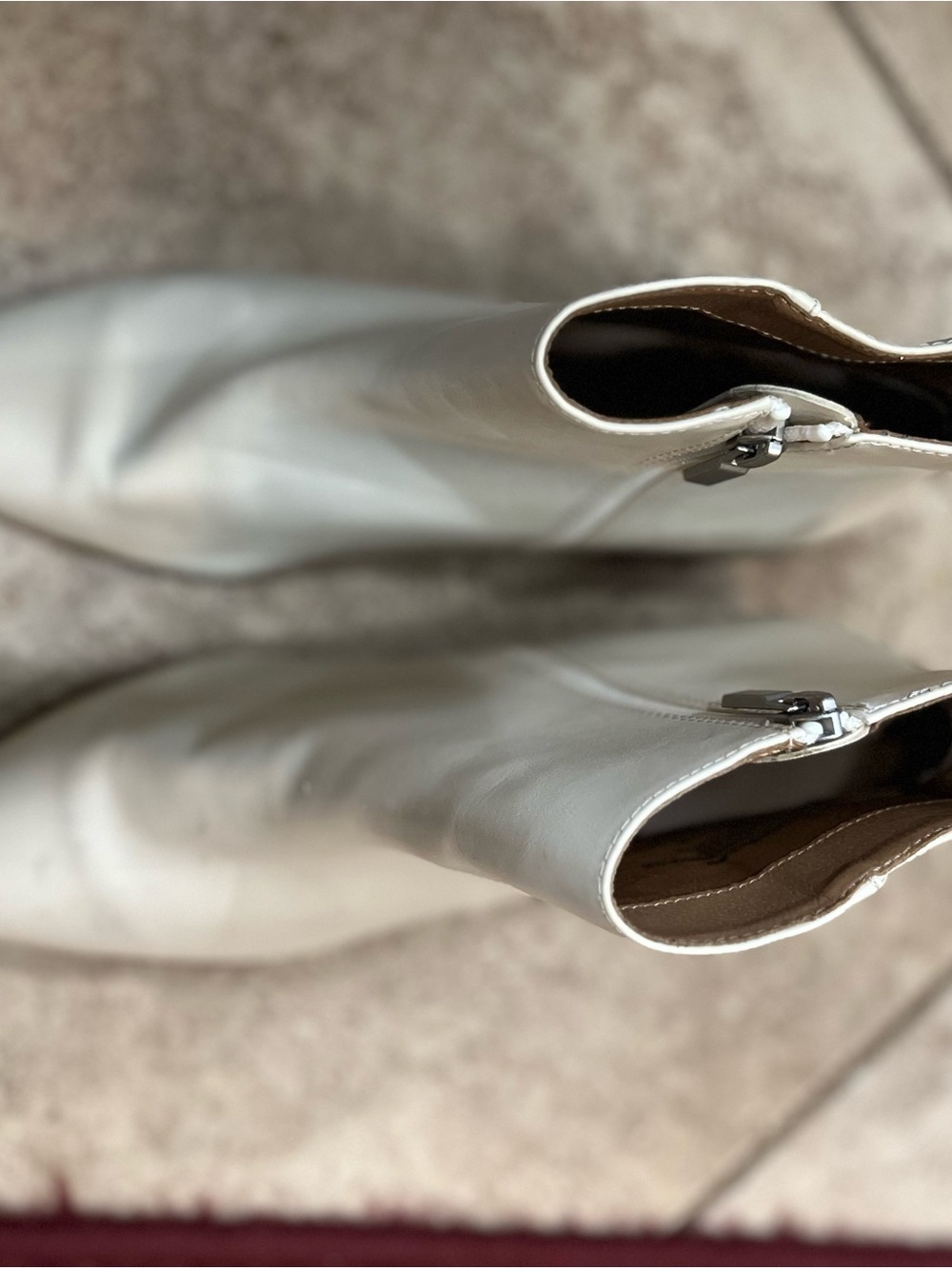 Universal Thread Cream Ankle High Zip Booties